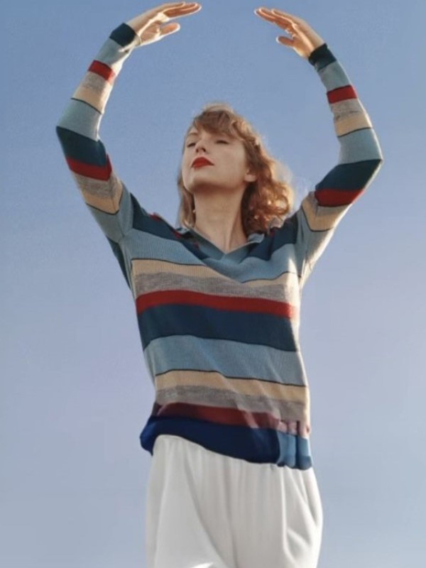 1989 Sunrise Taylor Swift Boulevard Sweater.